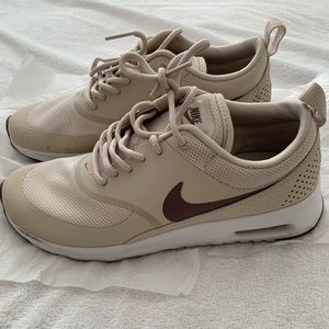 Nike Air Max Thea